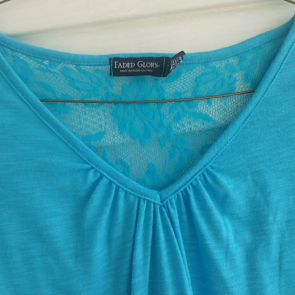 Matching Tops - Picture 2 of 5